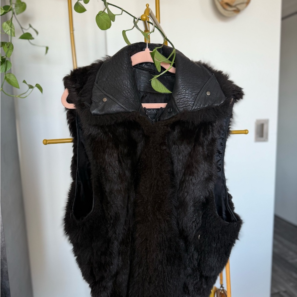 Andrew Marc Genuine Opposum Fur and Real Leather Unisex Vest - Picture 6 of 12